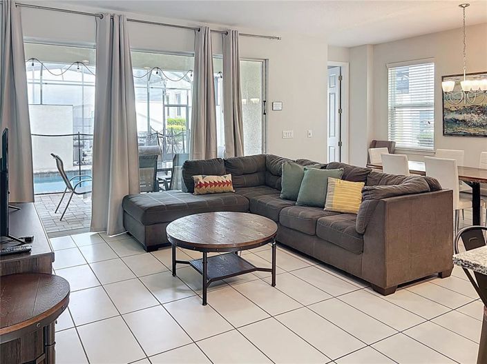 Image No.8-Maison de ville de 5 chambres à vendre à Saint John