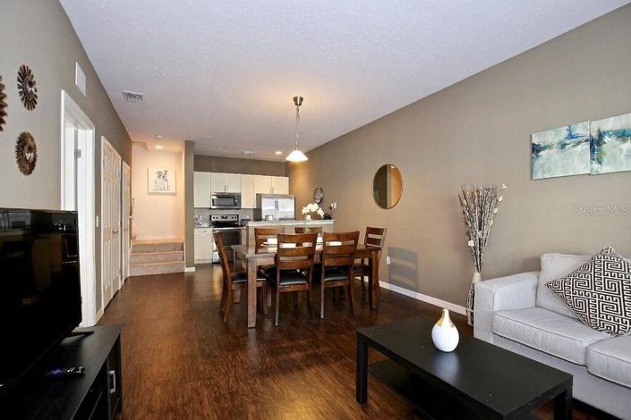 Image No.10-3 Bed Townhouse for sale