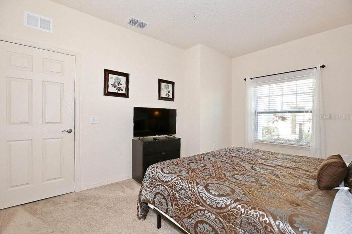 Image No.13-3 Bed Townhouse for sale