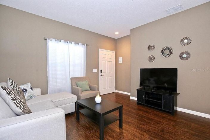 Image No.6-3 Bed Townhouse for sale