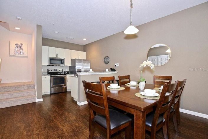 Image No.9-3 Bed Townhouse for sale