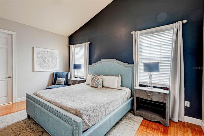 Image No.41-5 Bed House for sale