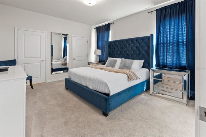 Image No.12-8 Bed House for sale