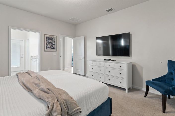 Image No.13-8 Bed House for sale