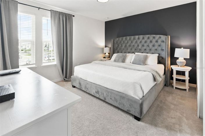 Image No.37-8 Bed House for sale