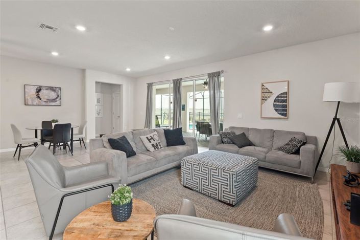 Image No.5-Propriété de 8 chambres à vendre à Davenport