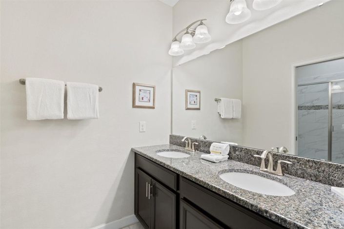 Image No.6-Maison de 6 chambres à vendre à Davenport