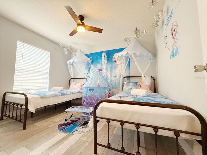 Image No.15-5 Bed House for sale