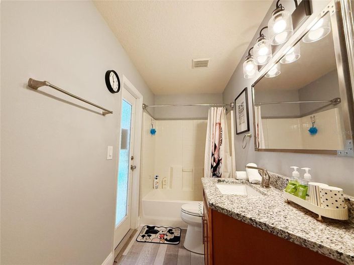 Image No.16-5 Bed House for sale