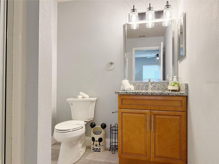 Image No.18-5 Bed House for sale