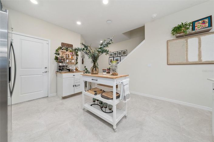 Image No.11-3 Bed Townhouse for sale