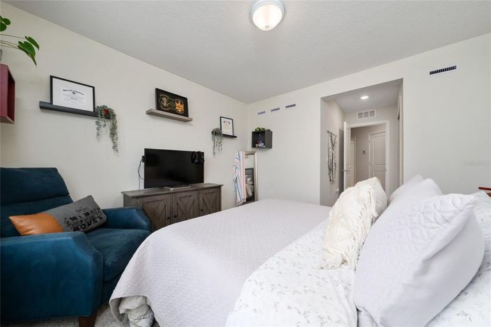 Image No.28-3 Bed Townhouse for sale