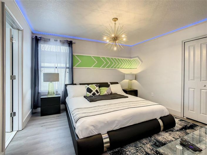 Image No.13-8 Bed House for sale