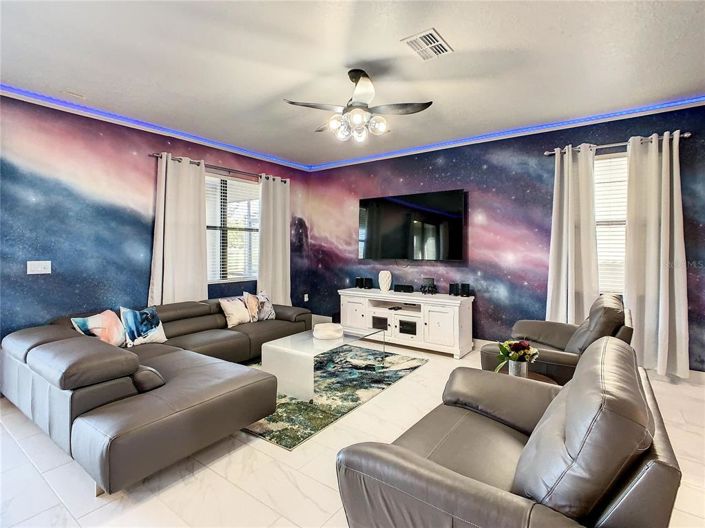 Image No.15-8 Bed House for sale