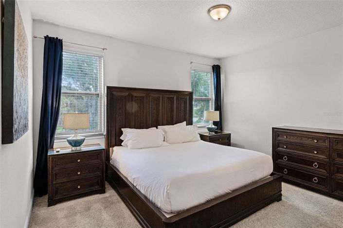 Image No.27-8 Bed House for sale