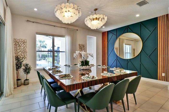 Image No.26-6 Bed House for sale