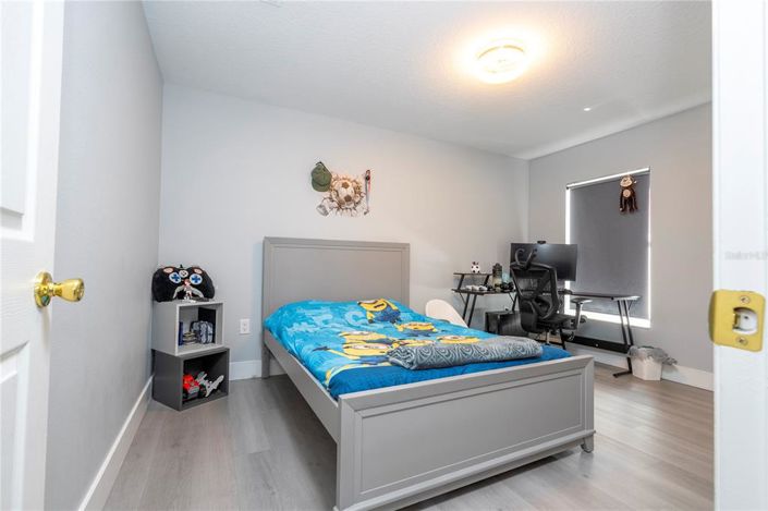 Image No.37-4 Bed Property for sale