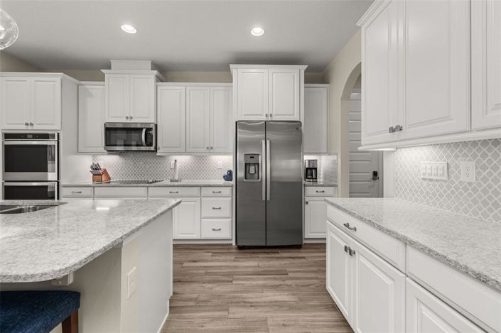 Image No.12-5 Bed House for sale