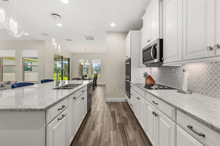 Image No.13-5 Bed House for sale