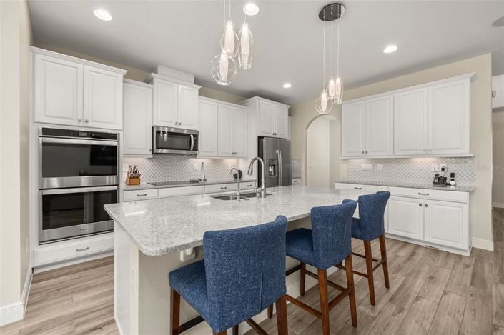 Image No.14-5 Bed House for sale