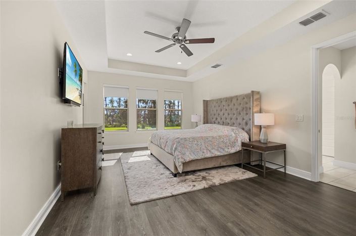 Image No.21-5 Bed House for sale