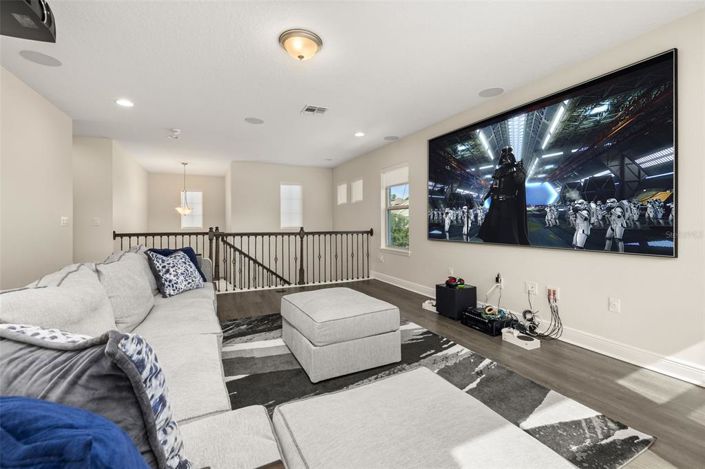 Image No.30-5 Bed House for sale