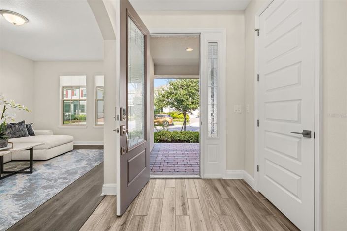 Image No.5-5 Bed House for sale