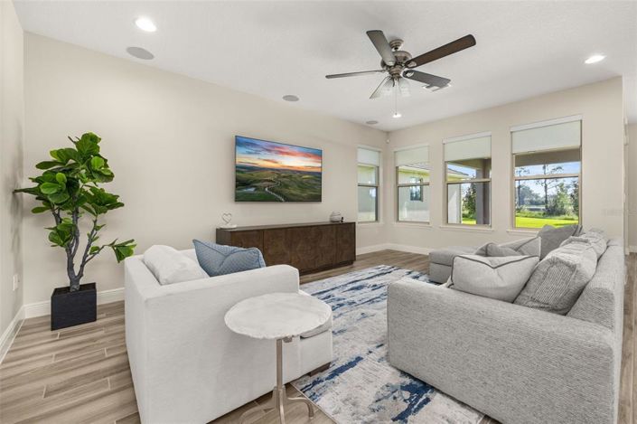 Image No.9-5 Bed House for sale