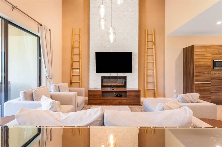 Image No.3-3 Bed House for sale