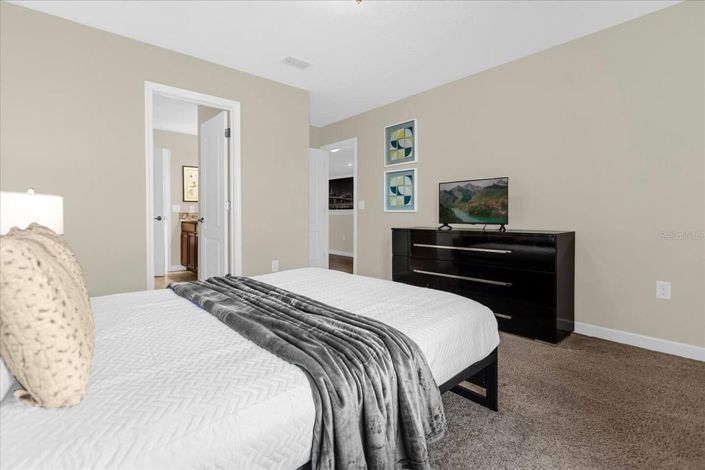 Image No.28-9 Bed House for sale