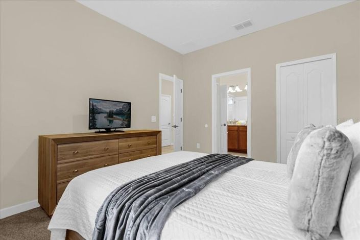 Image No.33-9 Bed House for sale