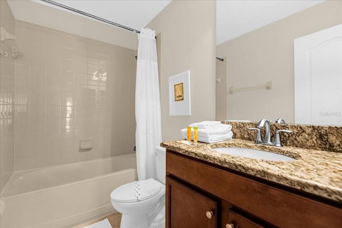 Image No.40-9 Bed House for sale