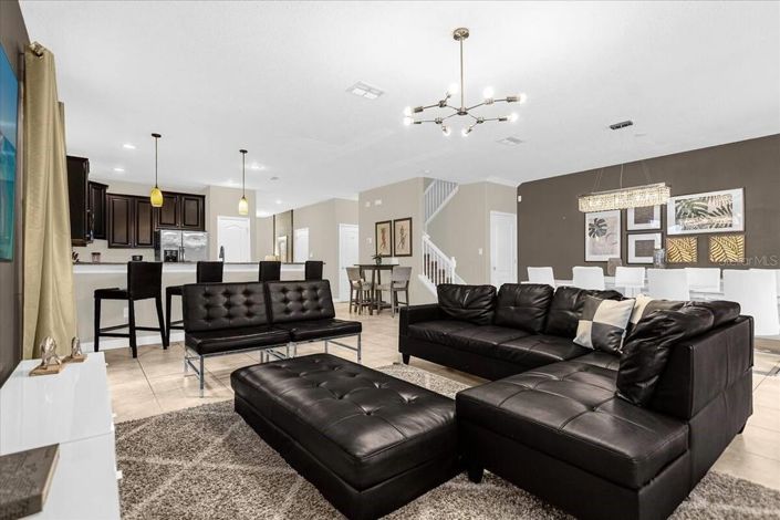 Image No.6-9 Bed House for sale