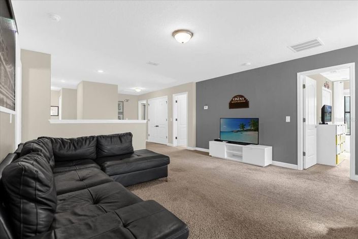 Image No.9-9 Bed House for sale