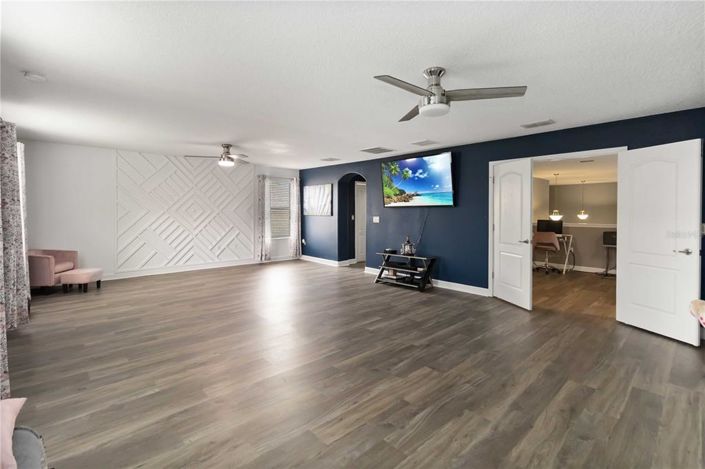 Image No.26-4 Bed House for sale