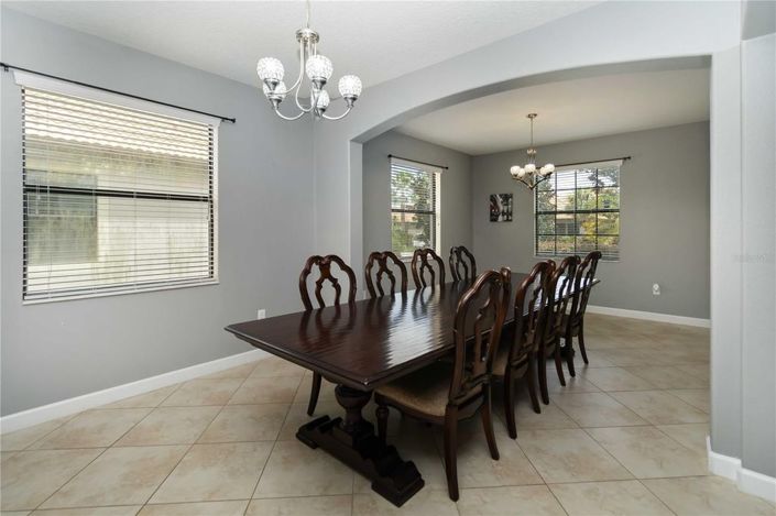 Image No.9-4 Bed House for sale