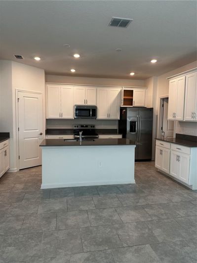 Image No.14-4 Bed House for sale