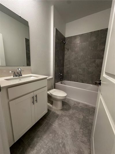 Image No.22-4 Bed House for sale