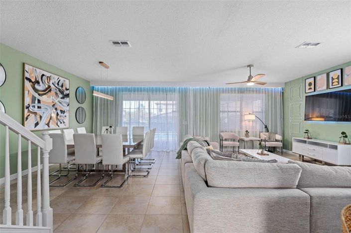 Image No.17-8 Bed House for sale