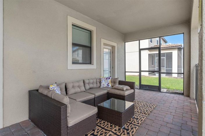 Image No.19-8 Bed House for sale