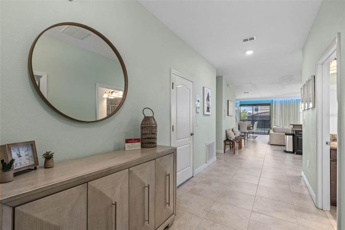 Image No.25-8 Bed House for sale