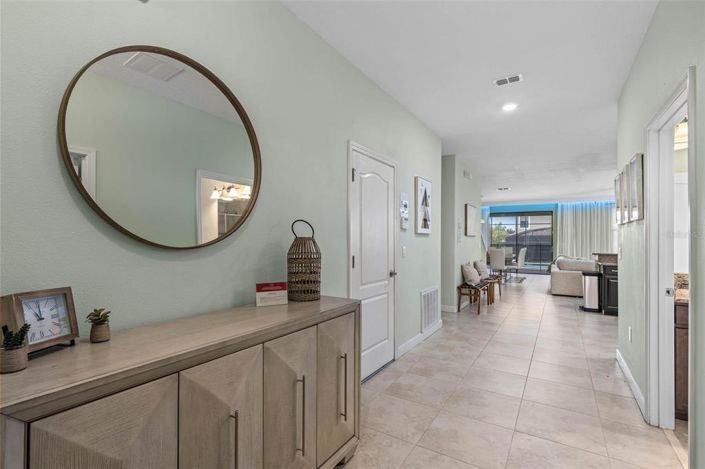 Image No.25-8 Bed House for sale