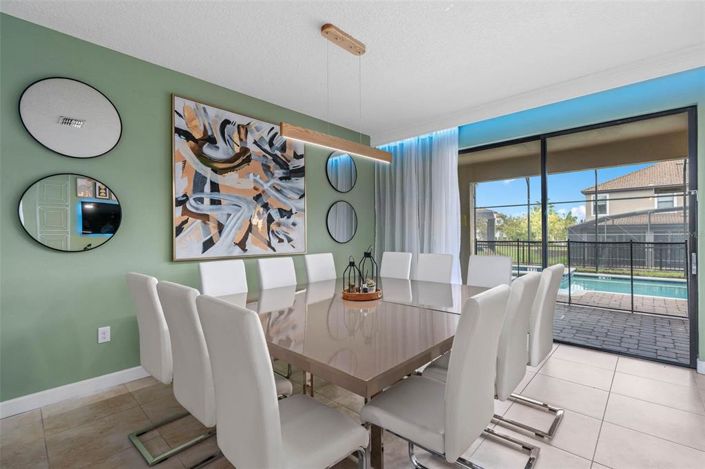 Image No.27-8 Bed House for sale