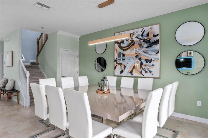 Image No.29-8 Bed Property for sale