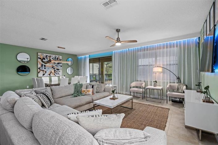 Image No.30-8 Bed House for sale