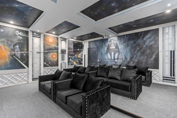 Image No.32-8 Bed House for sale