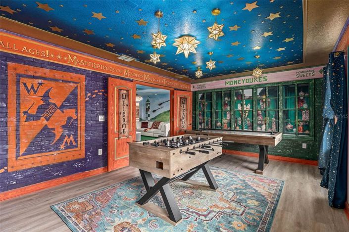 Image No.35-8 Bed House for sale