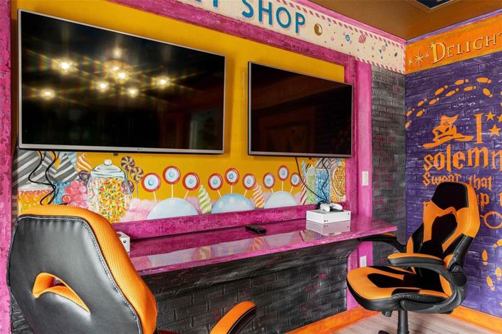 Image No.36-8 Bed Property for sale