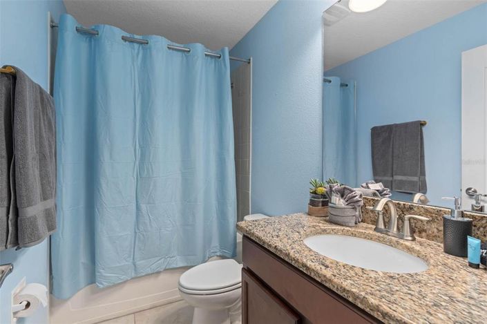 Image No.38-8 Bed House for sale