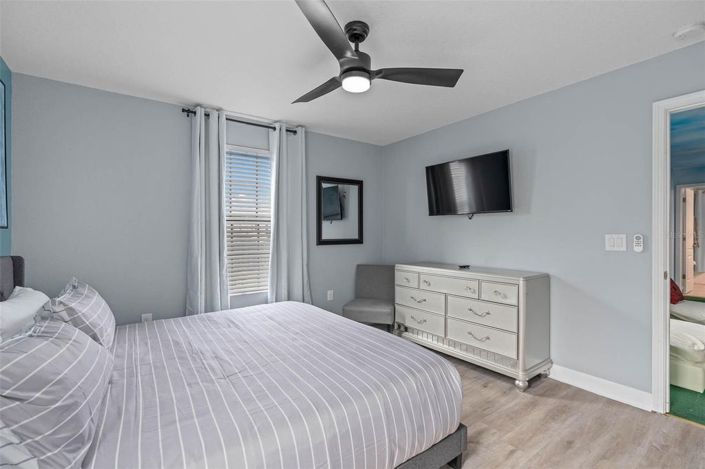 Image No.40-8 Bed House for sale